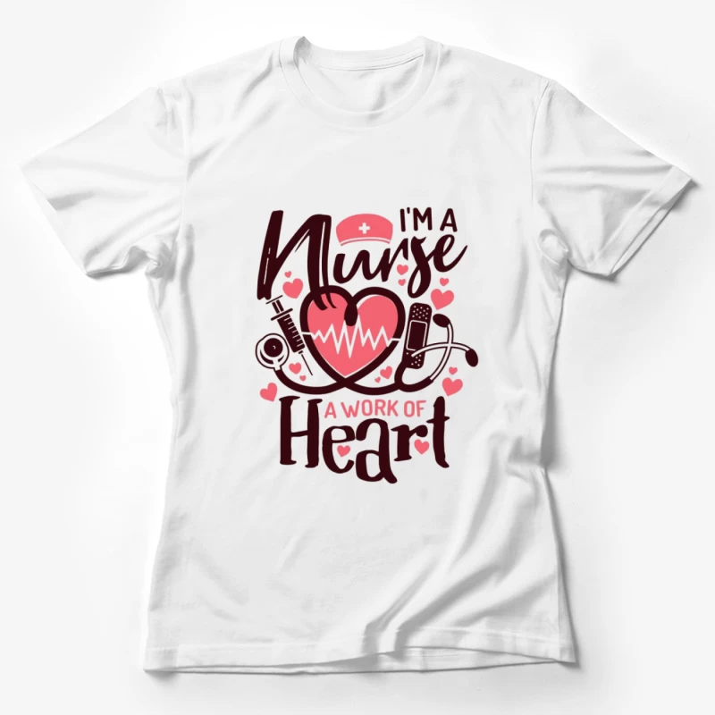 Infirmière au grand cœur Femme T-Shirt