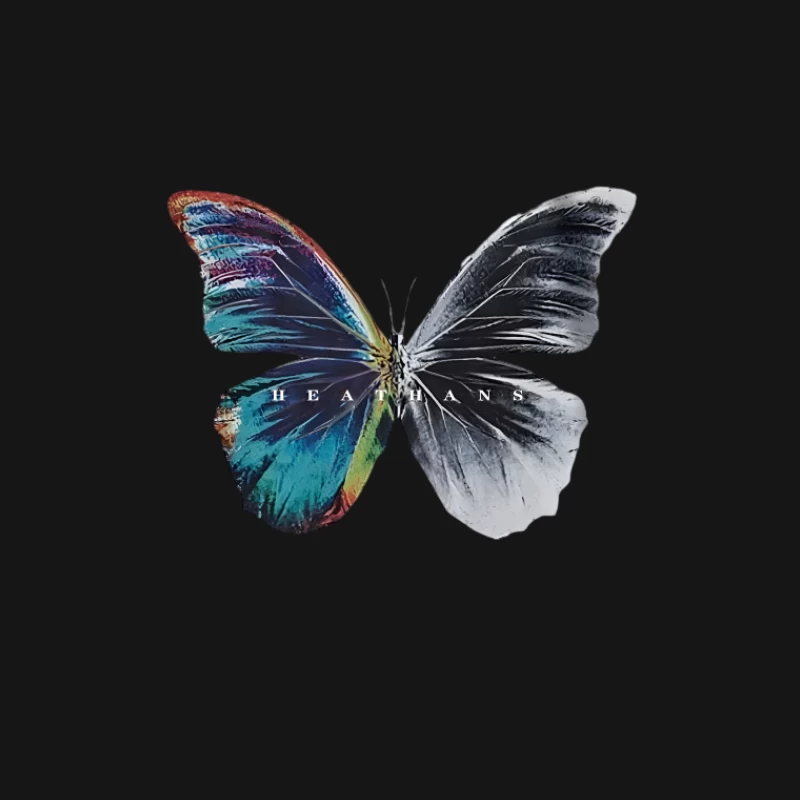 Design de papillon avec des ailes noires et colorées Femme T-Shirt