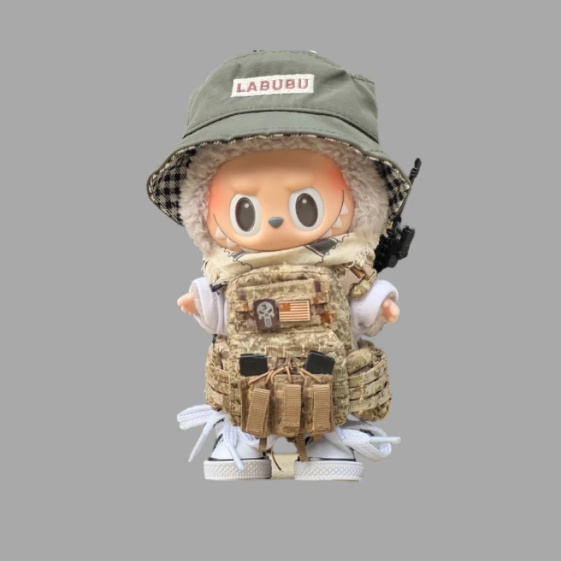 Labubu Figur in taktischer Ausrüstung Herren Pullover Hoodie