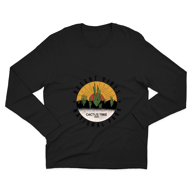 Sonnenuntergang in der Wüste mit Kakteen Herren Langarm T-Shirt