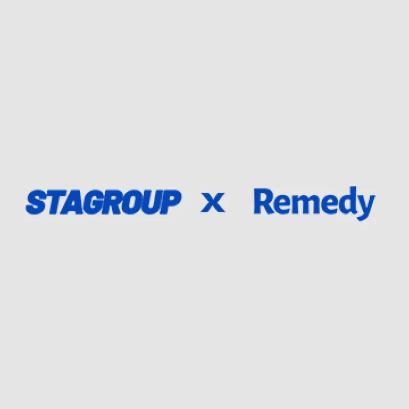 Stagroup und Remedy Kollaboration Logo Damen Pullover Hoodie