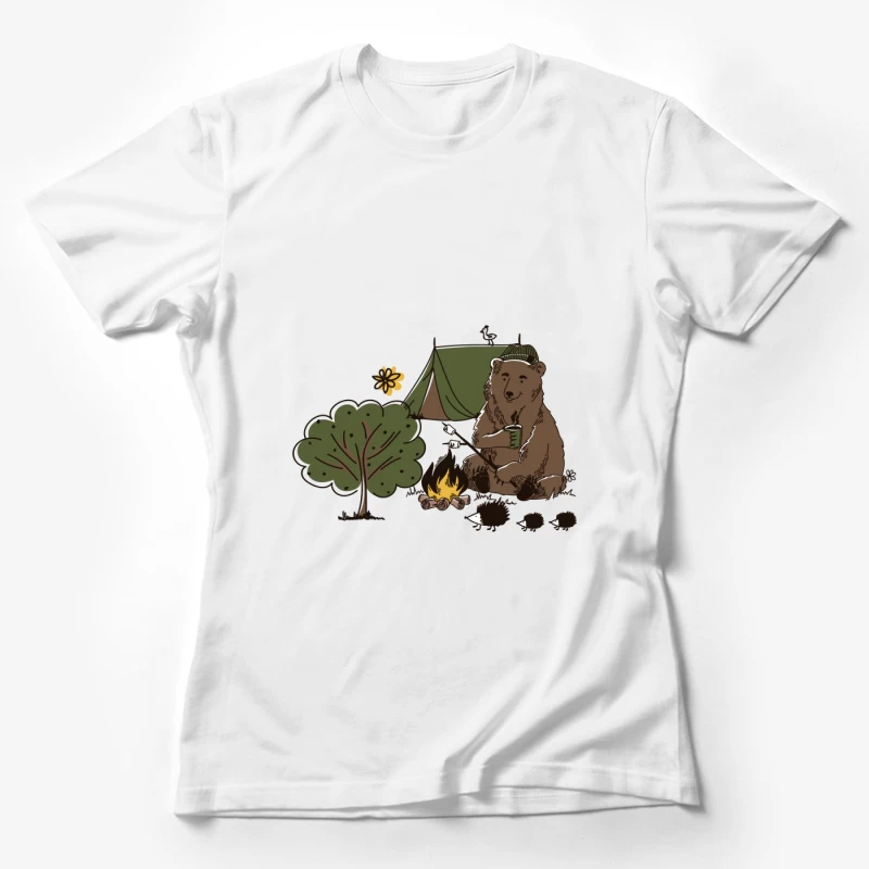 Gemütlicher Bär am Lagerfeuer Damen T-Shirt